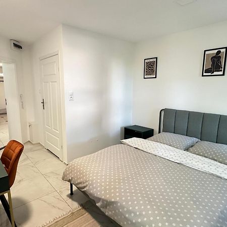 Moveen! Wynajem Apartamentow We Wroclawiu! 10 Minut Od Centrum ภายนอก รูปภาพ