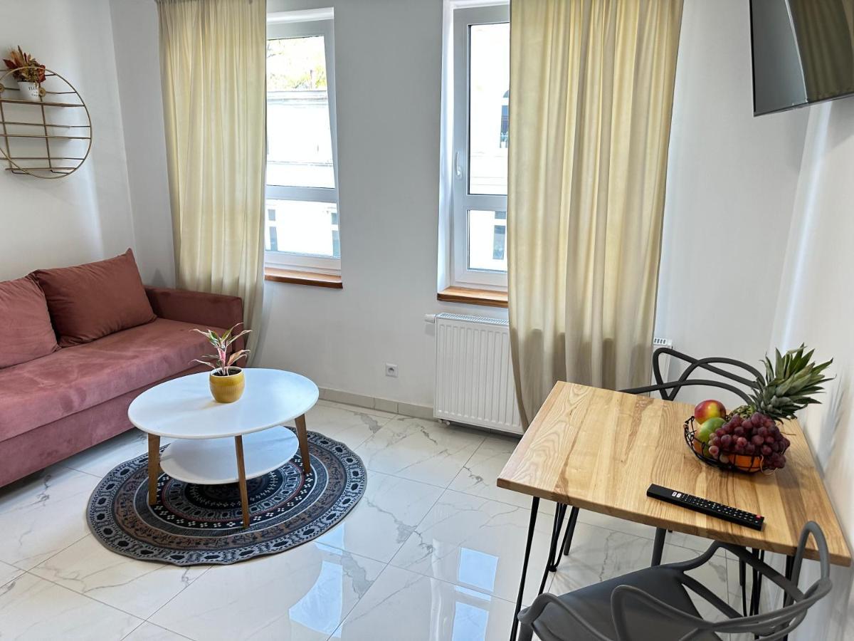 Moveen! Wynajem Apartamentow We Wroclawiu! 10 Minut Od Centrum ภายนอก รูปภาพ