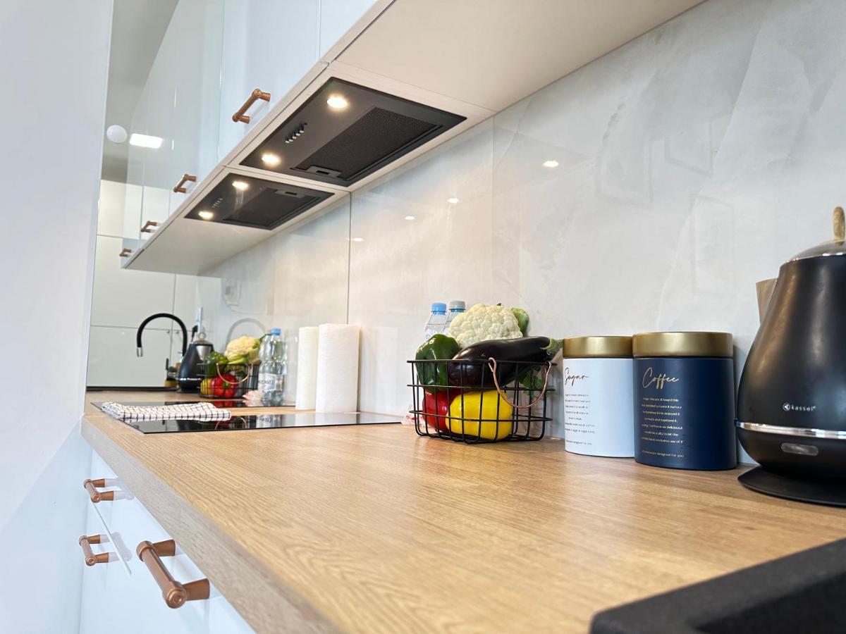 Moveen! Wynajem Apartamentow We Wroclawiu! 10 Minut Od Centrum ภายนอก รูปภาพ