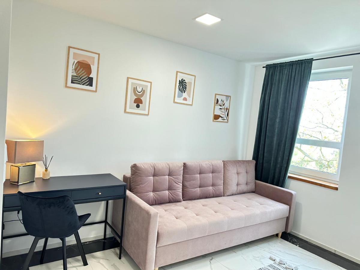 Moveen! Wynajem Apartamentow We Wroclawiu! 10 Minut Od Centrum ภายนอก รูปภาพ