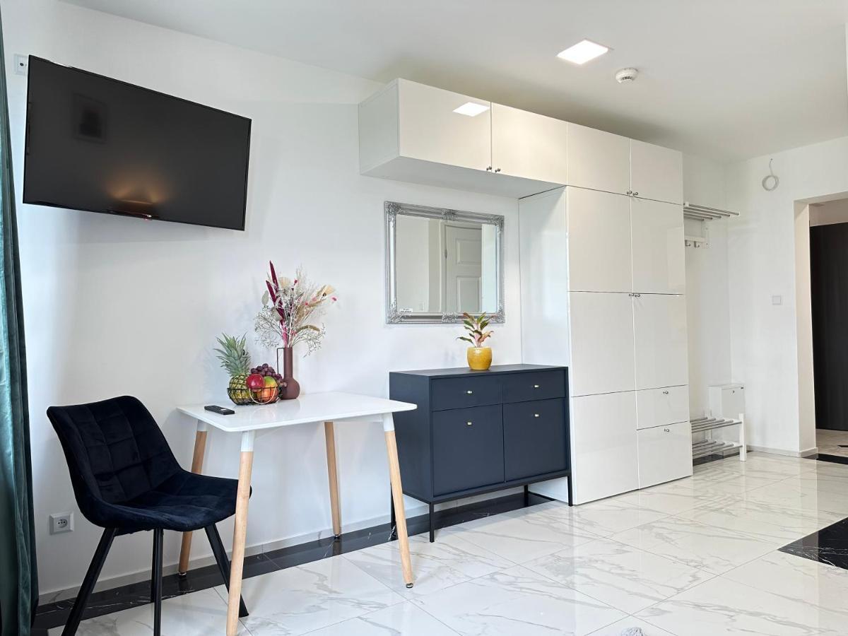 Moveen! Wynajem Apartamentow We Wroclawiu! 10 Minut Od Centrum ภายนอก รูปภาพ