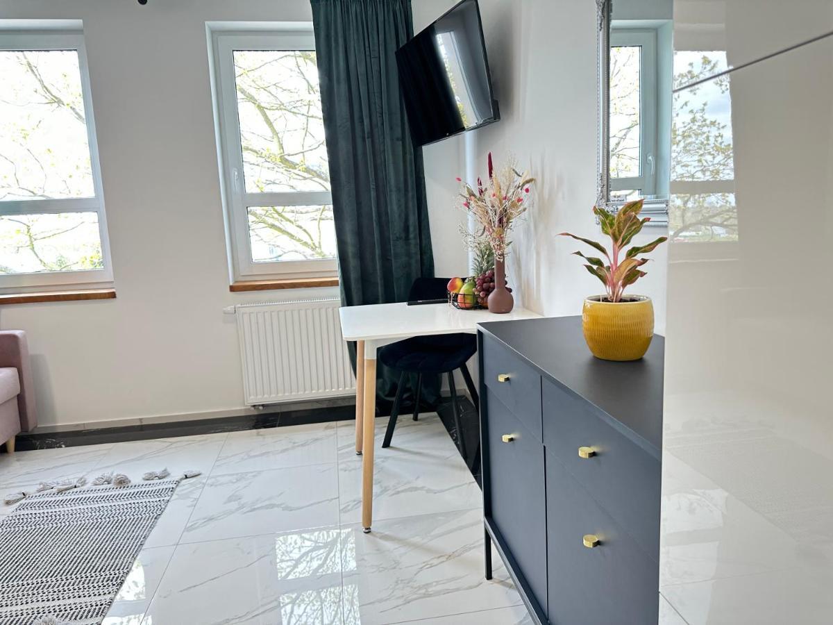 Moveen! Wynajem Apartamentow We Wroclawiu! 10 Minut Od Centrum ภายนอก รูปภาพ