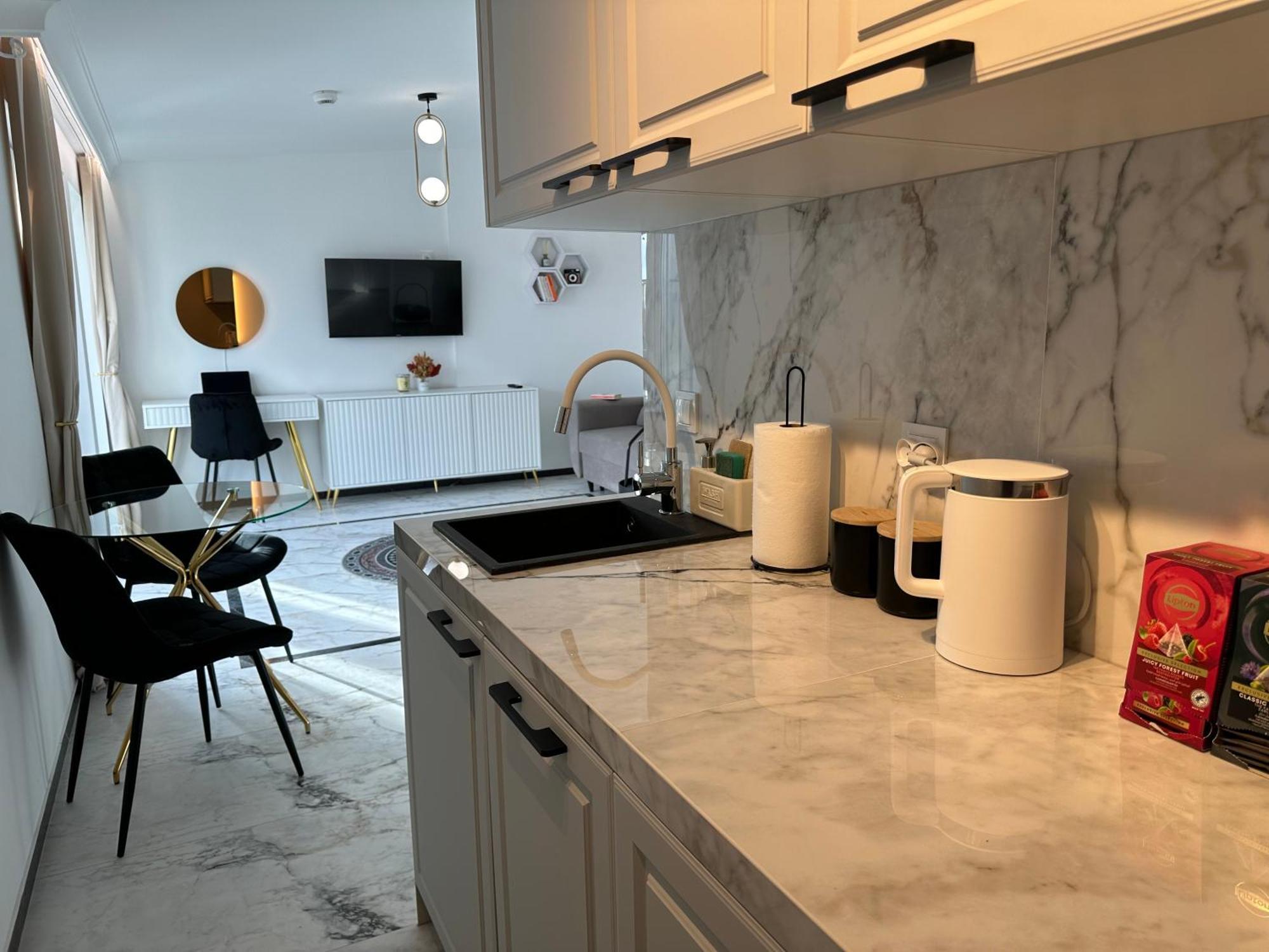 Moveen! Wynajem Apartamentow We Wroclawiu! 10 Minut Od Centrum ภายนอก รูปภาพ