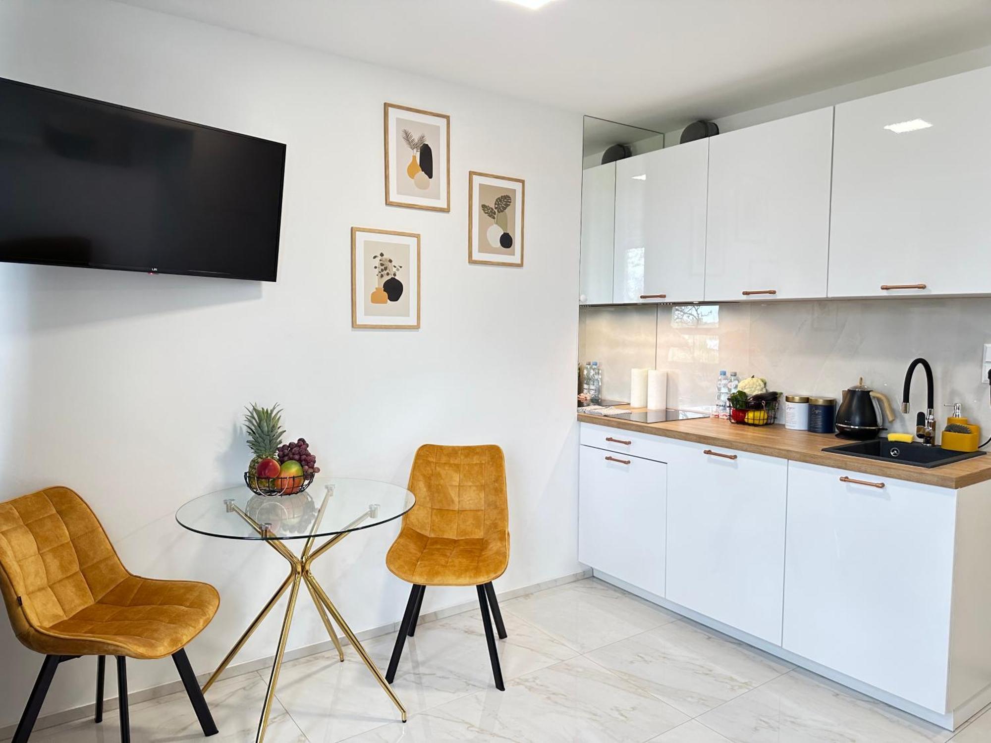 Moveen! Wynajem Apartamentow We Wroclawiu! 10 Minut Od Centrum ภายนอก รูปภาพ