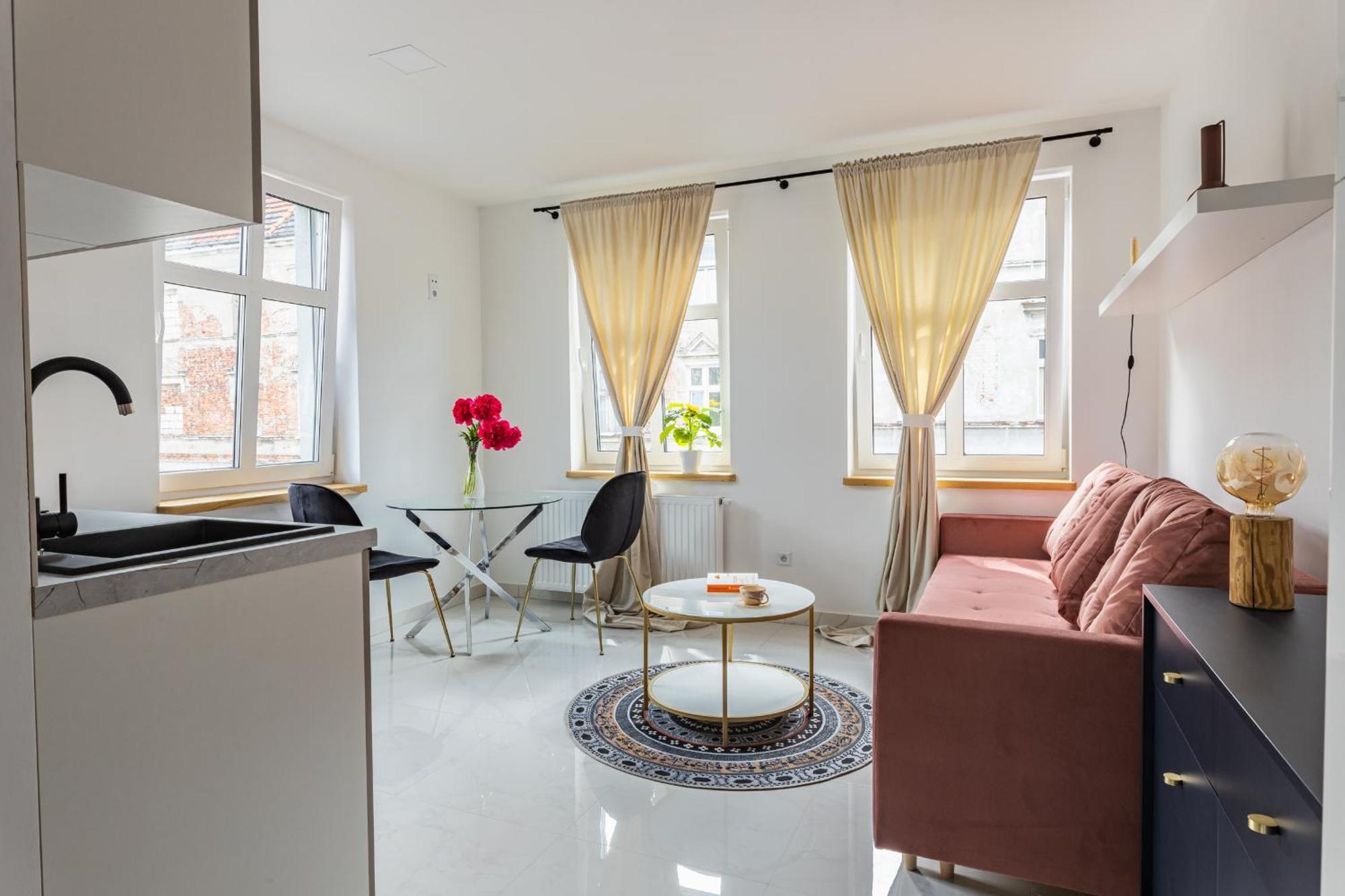 Moveen! Wynajem Apartamentow We Wroclawiu! 10 Minut Od Centrum ภายนอก รูปภาพ