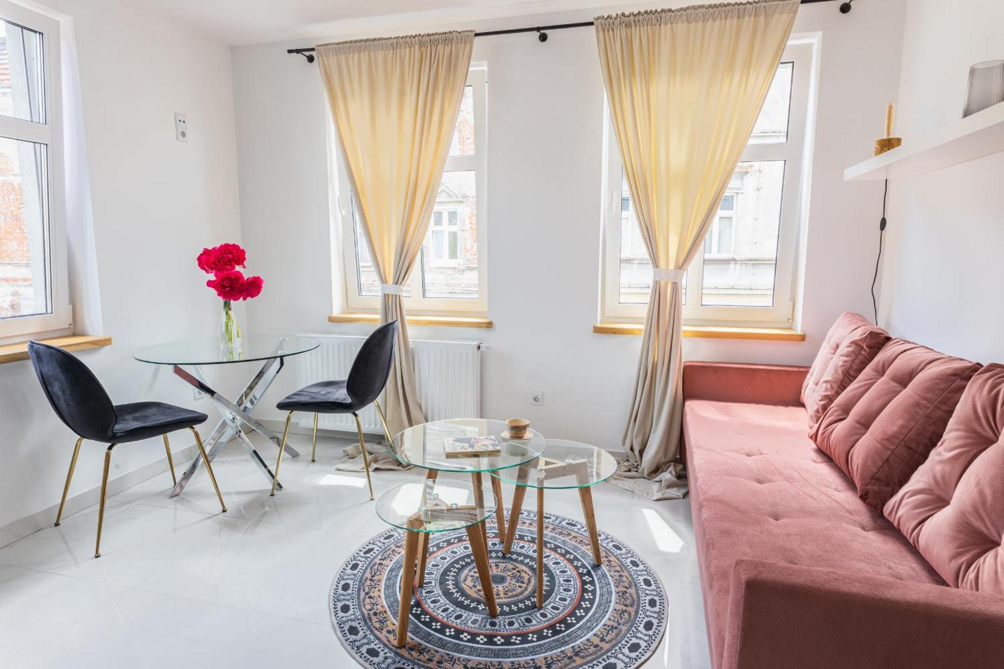 Moveen! Wynajem Apartamentow We Wroclawiu! 10 Minut Od Centrum ภายนอก รูปภาพ