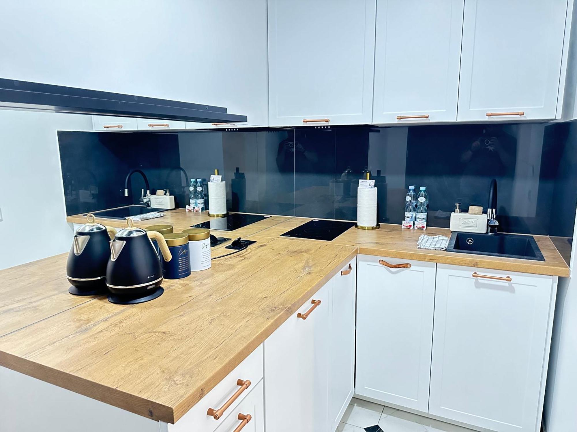 Moveen! Wynajem Apartamentow We Wroclawiu! 10 Minut Od Centrum ภายนอก รูปภาพ