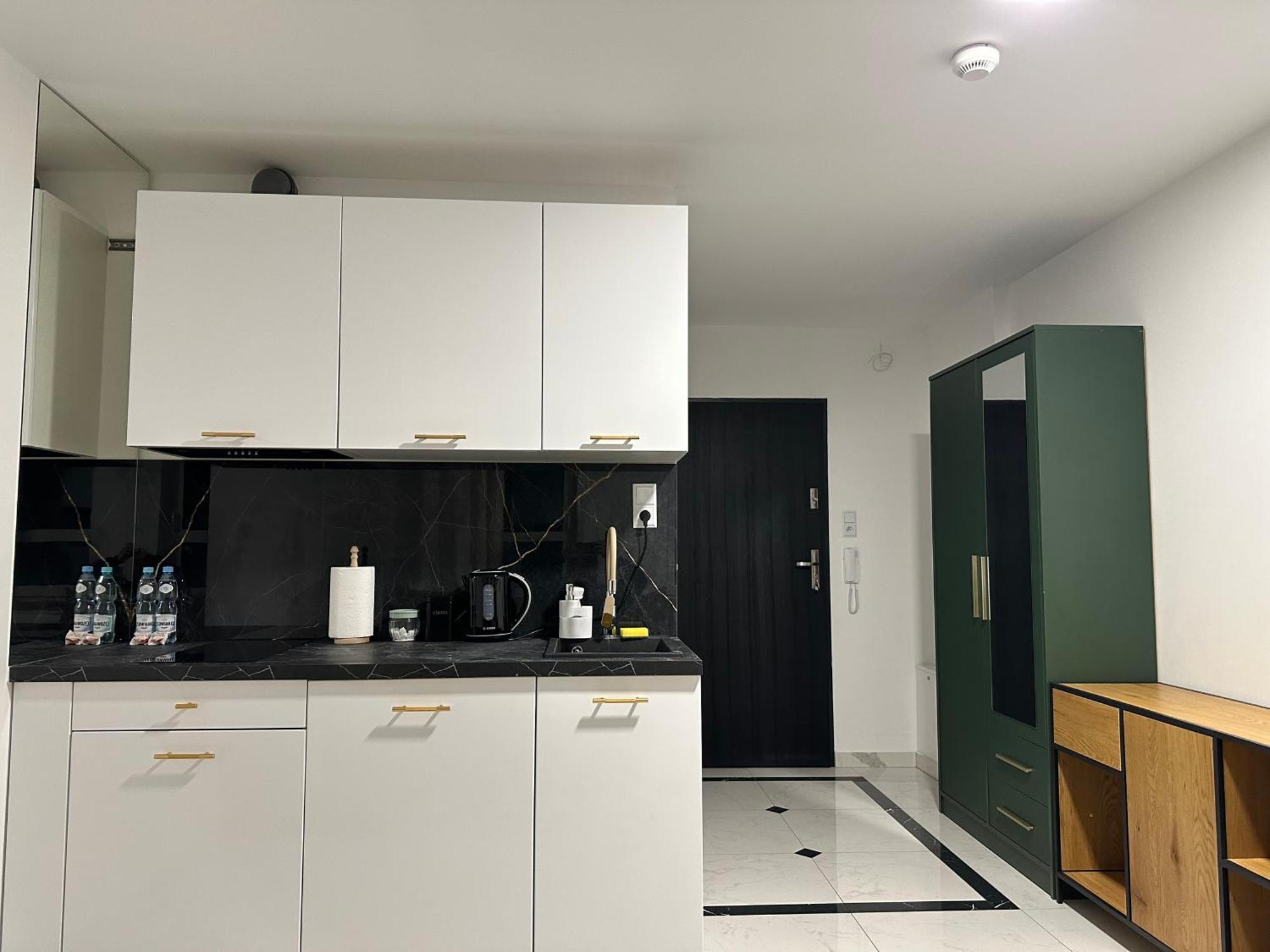 Moveen! Wynajem Apartamentow We Wroclawiu! 10 Minut Od Centrum ภายนอก รูปภาพ